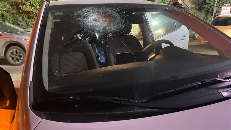 Rock-throwing attack