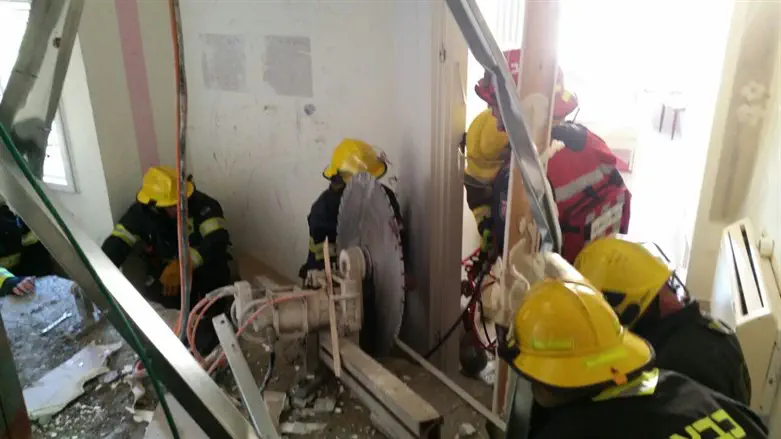 קריסת בניין בבני ברק. ארכיון