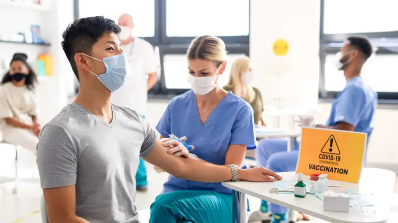 Coronavirus vaccine (illustrative)