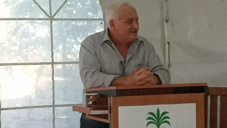 אלון שוסטר במרכז קטיף