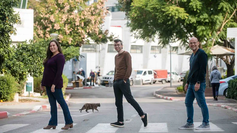 עורכי המחקר פרופ' אלדד צחור, ד"ר אורי אבינעם וד"ר תמר איגלר