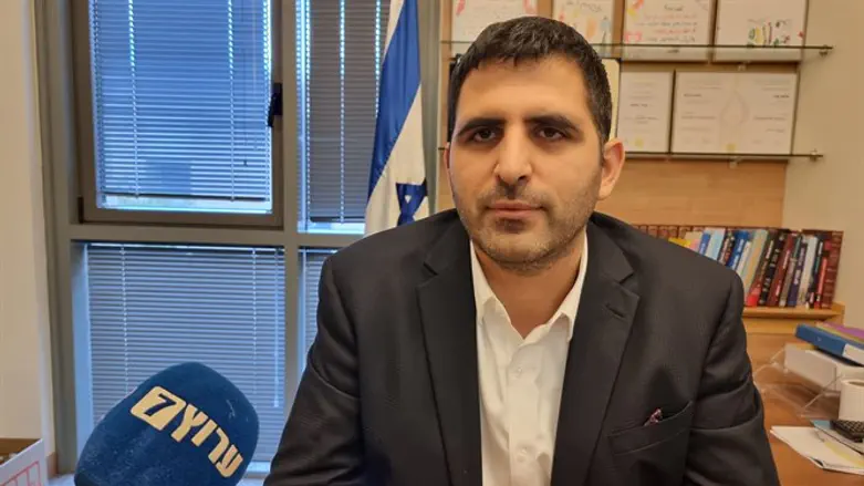 Шломо Каръи