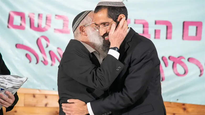 הרב ישראלי והרב לבנון