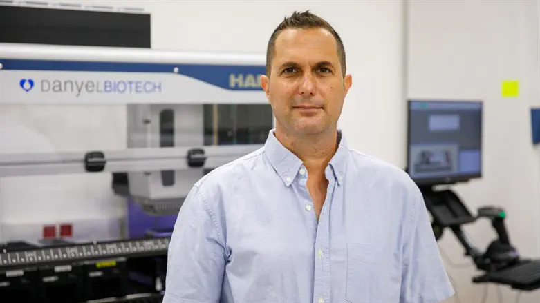 ד"ר נדב שורק