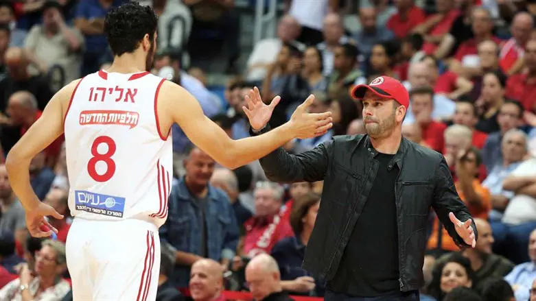 אורי אלון. שוב בבירה