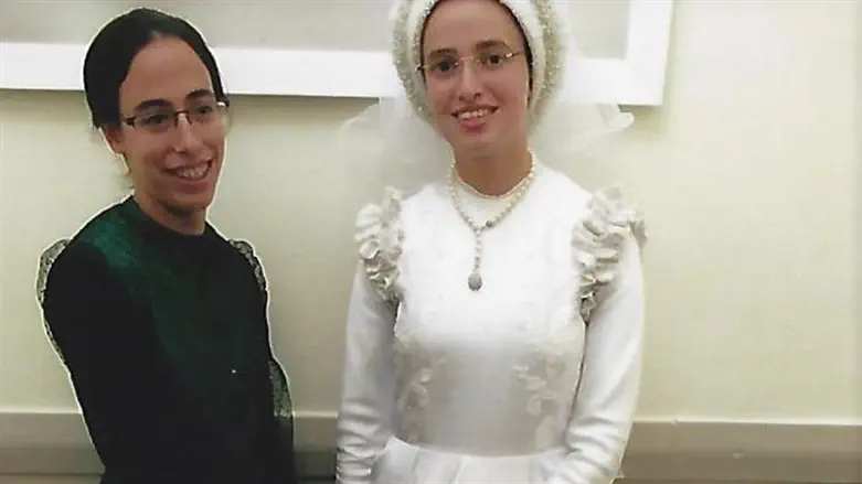 Two Shlezinger sisters prepare for a family wedding