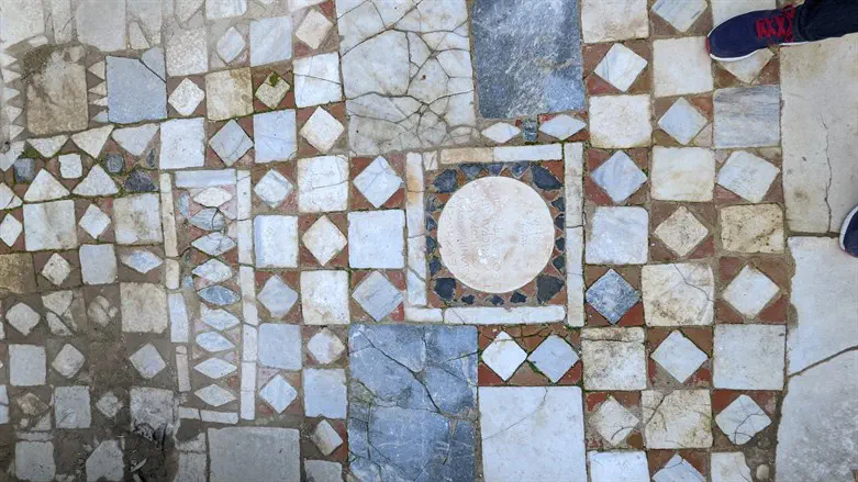 Floor of the synagogue