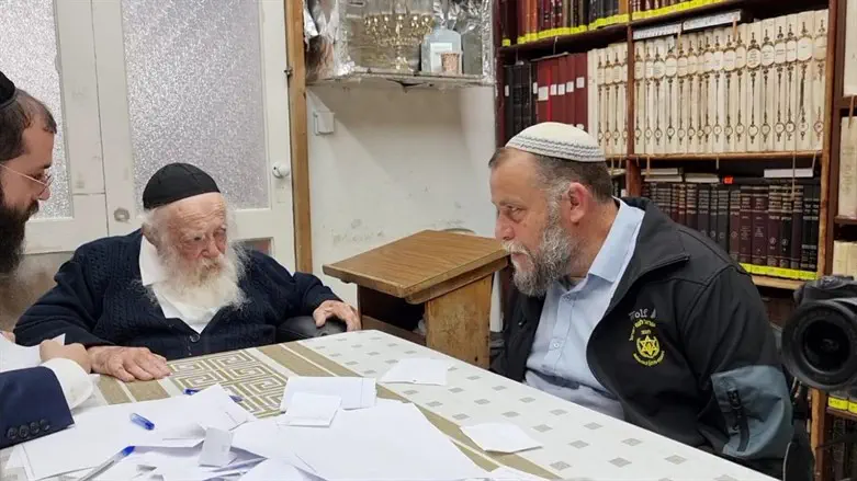 בנצי גופשטיין אצל הרב קנייבסקי