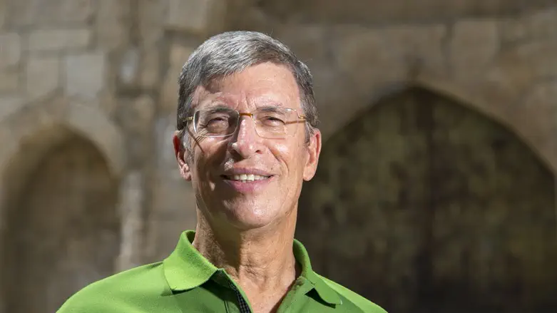 ד"ר אבשלום קור