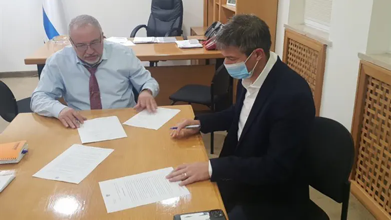 Йоаз Хендель и Авигдор Либерман