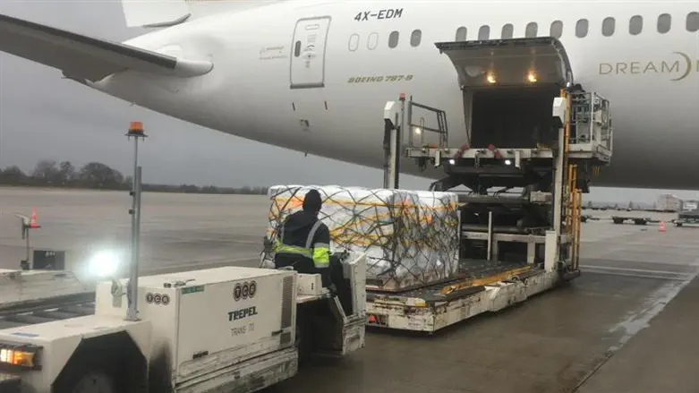 Pfizer drugs arrive in israel