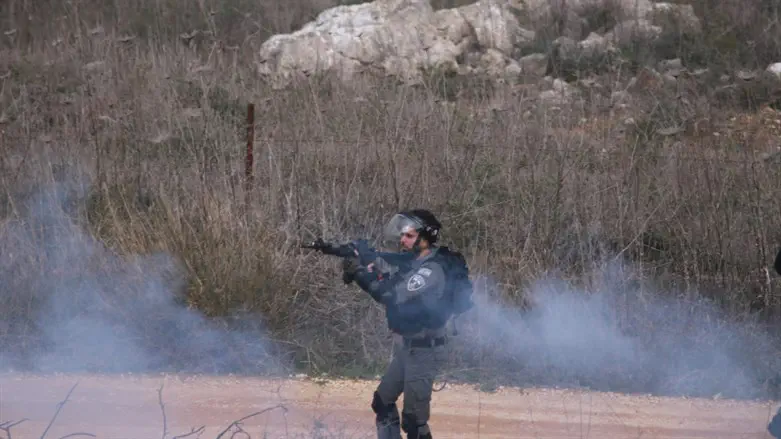 Rubber bullets fired at protesters in Kumi Ori