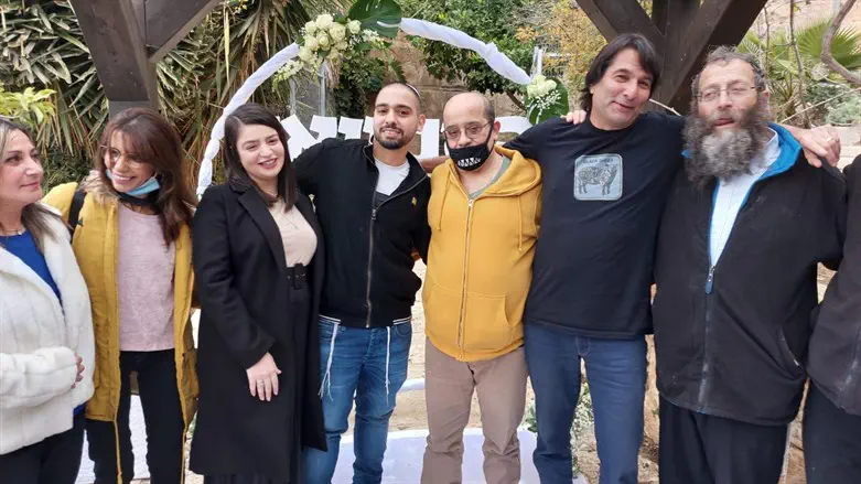 אלאור אזריה הציע נישואין לחברתו