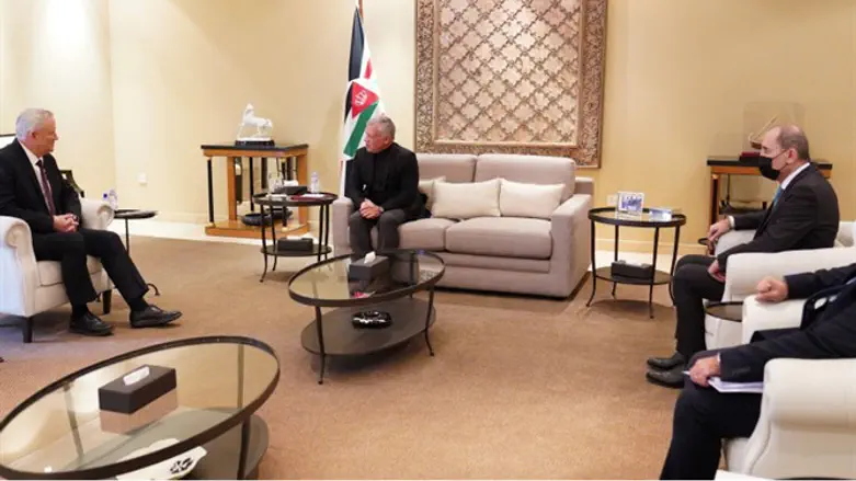 Встреча Бени Ганца и короля Абдаллы IIגנץ נועד עם עבדאללה