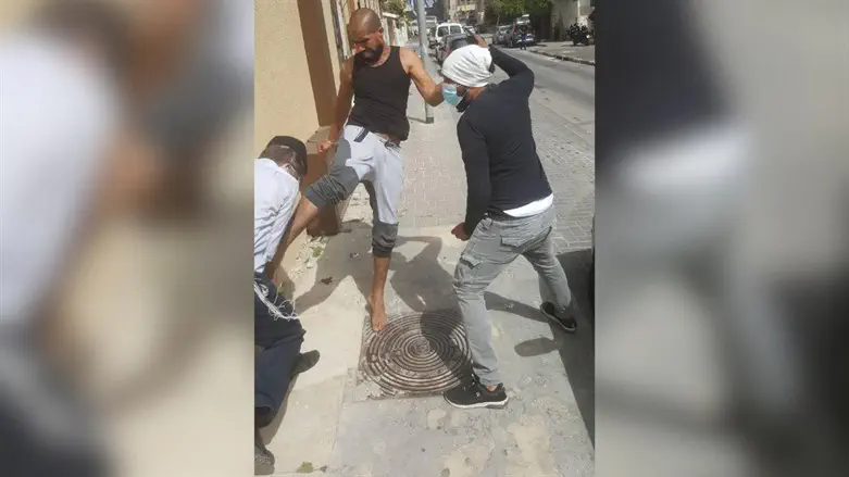 התקיפה של הרב מאלי ושנדוביץ' ביפו