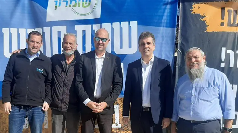 חברי סיעת הליכוד במאהל המחאה