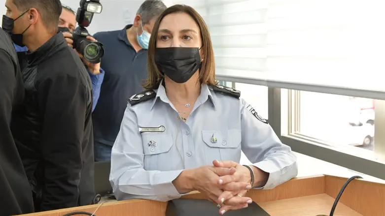 נציבת השב"ס קטי פרי בעדותה בפני הוועדה