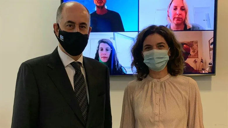 השרה זנדברג עם השגריר הירדני