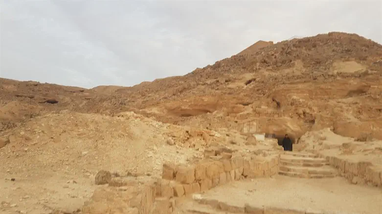 אטרקציה בעבדת