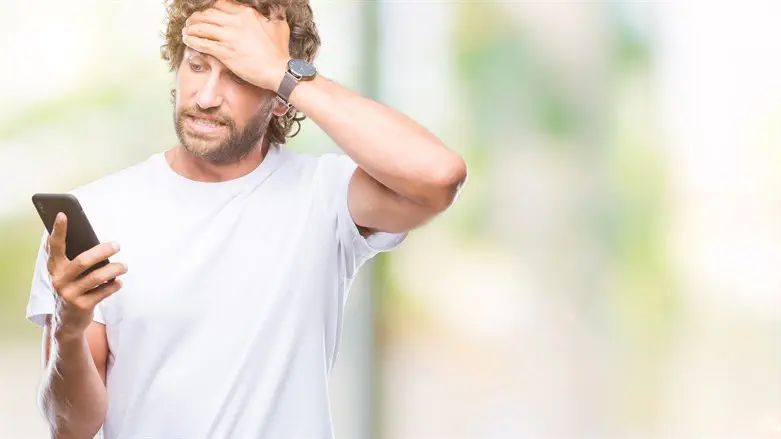 The dreaded text message arrives: Enter quarantine now...