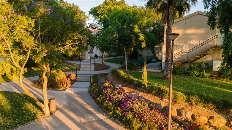 קשת יהונתן – אירוח ברמת הגולן