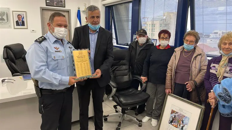 ניצולי השואה, שמעון סבג וקובי שבתאי