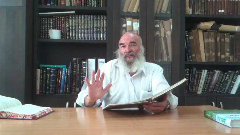 הרב יעקב דביר