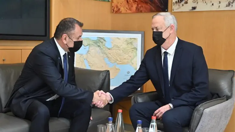 Никос Панайотопулос и Бени Ганц