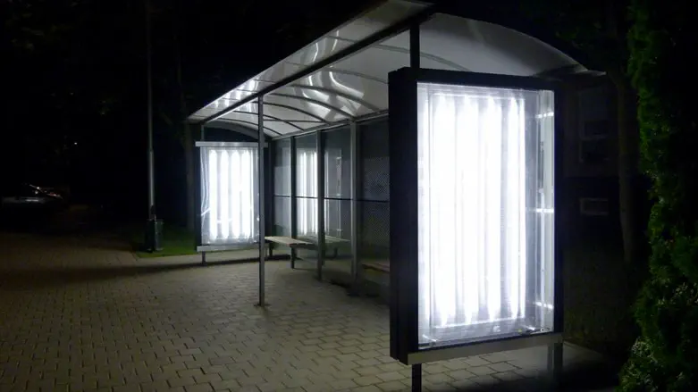 Bus stop (stock)