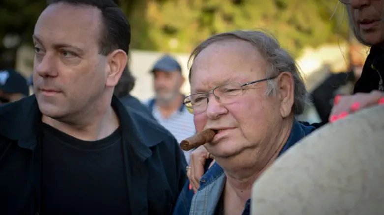 Игаль Шилон