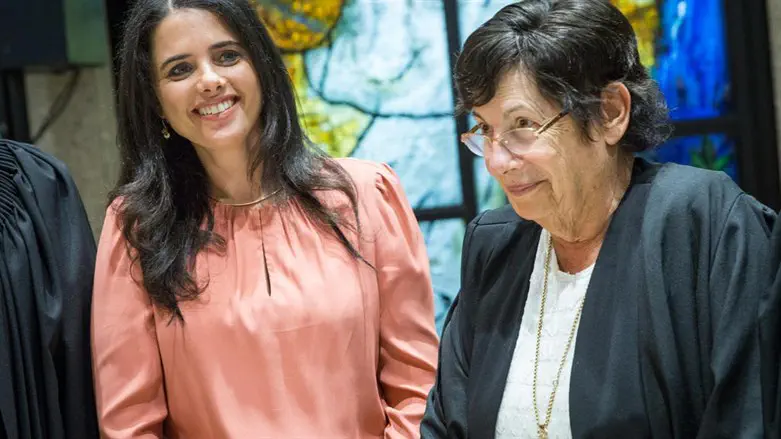 מרים נאור ז"ל עם איילת שקד