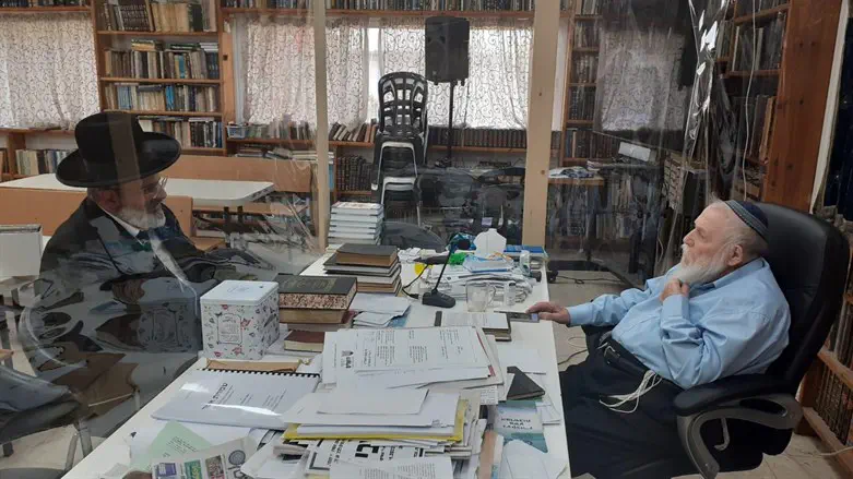 הרב חיים דרוקמן והרב יצחק לוי