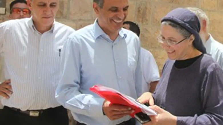 אורית סטרוק עם השר משה כחלון