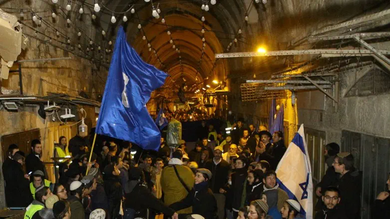 סיבוב השערים