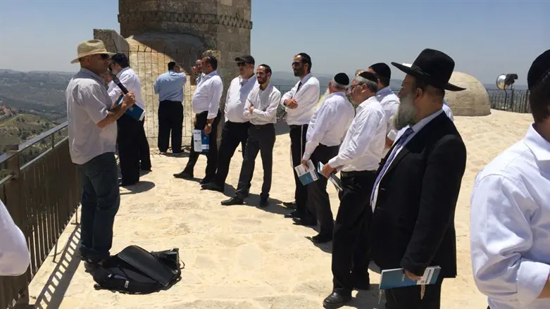 מפלגת ש"ס בסיור עם יוזמת ז'נבה