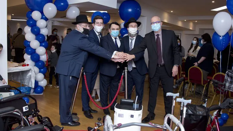 Opening of new chesed center