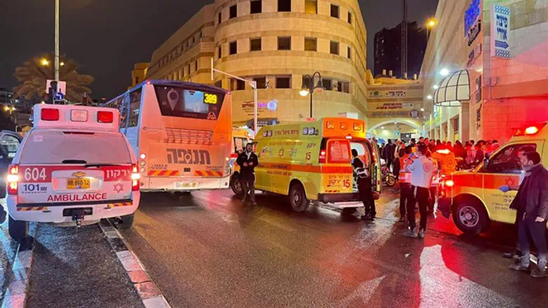 На месте взрыва в Бней-Браке