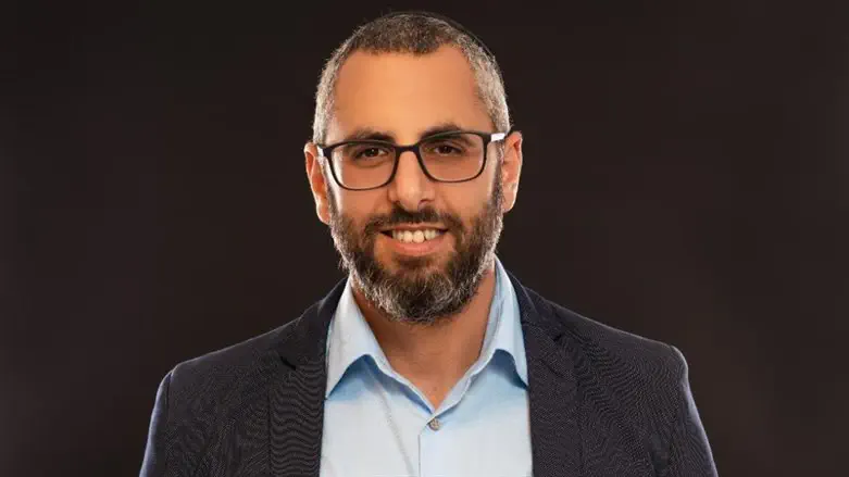 ראש העיר חריש, יצחק קשת