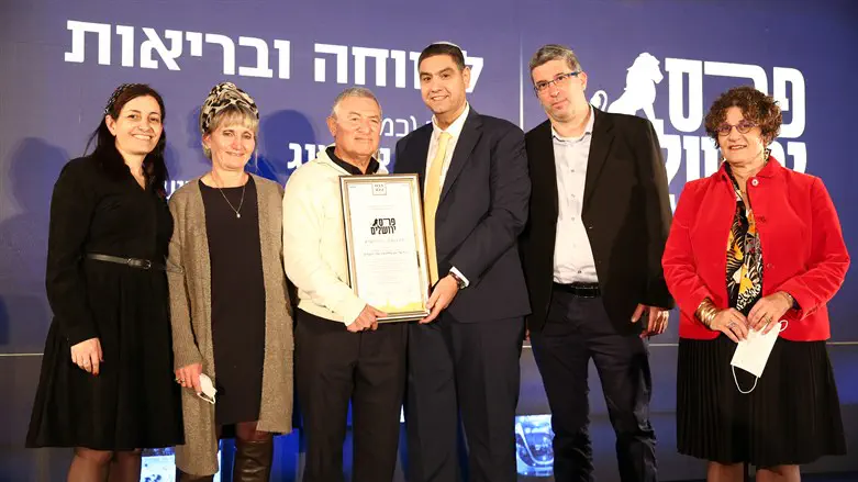 פרס ירושלים לדורון אלמוג