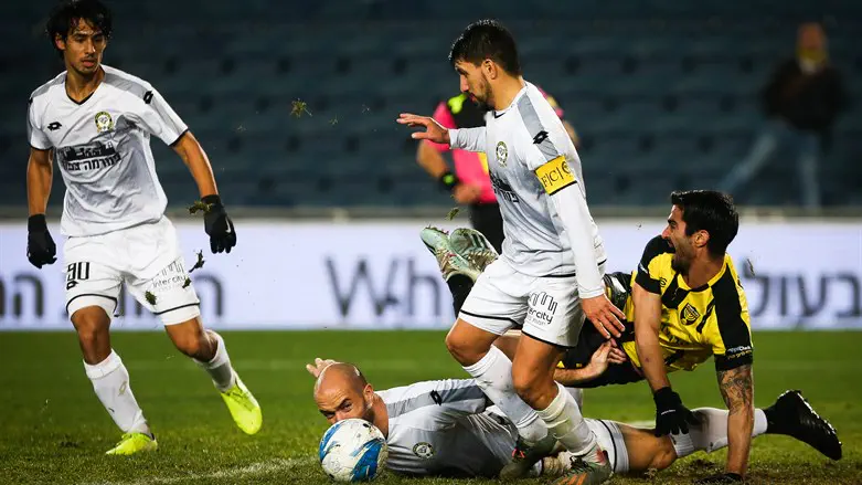 אלמוג כהן במדי מכבי נתניה