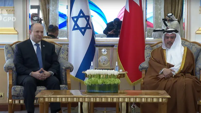 Bennett meets Prince Salman bin Hamad Al-Khalifa