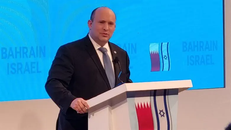 PM Bennett addresses Bahraini children