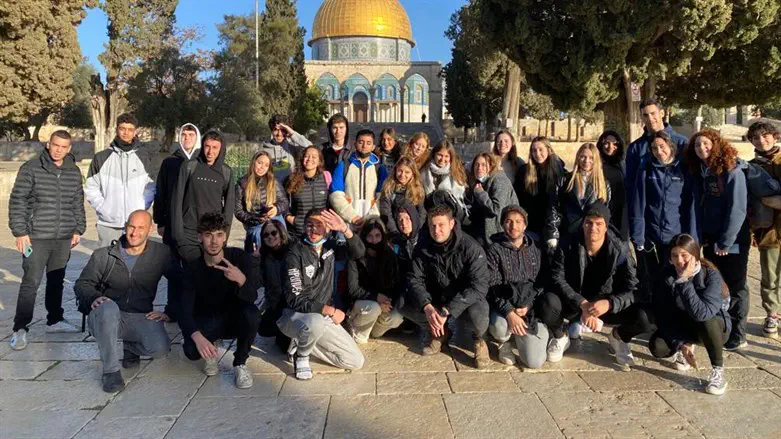  יהודים בהר הבית