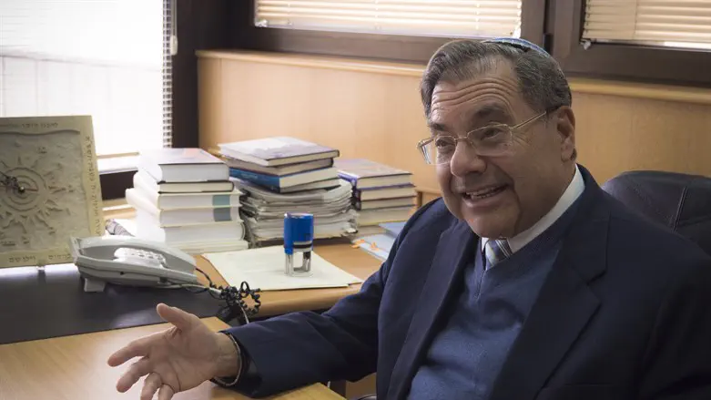 Rabbi Shlomo Riskin