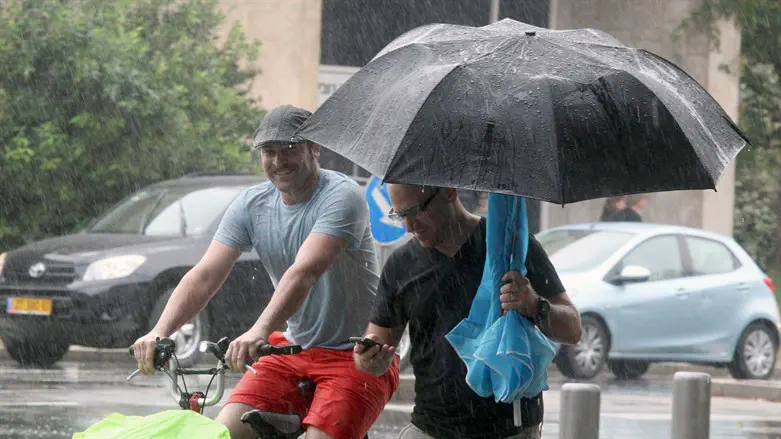Rain in Tel Aviv (illustrative)