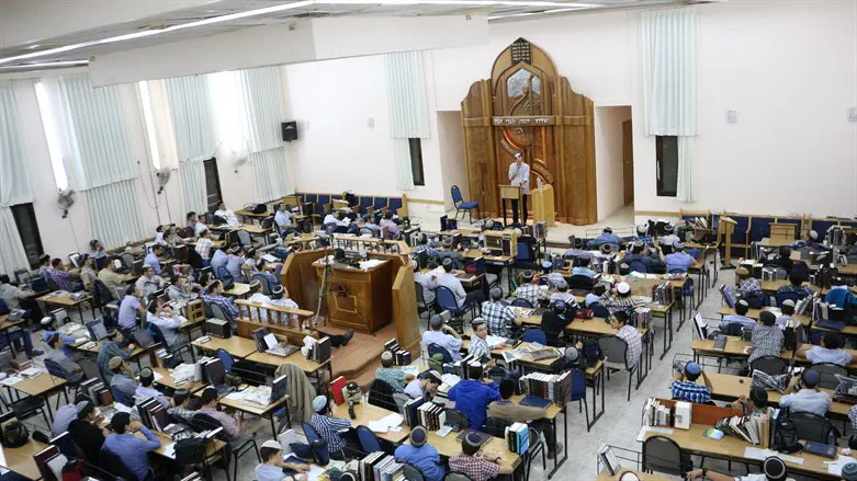לומדים בנתיבות יוסף