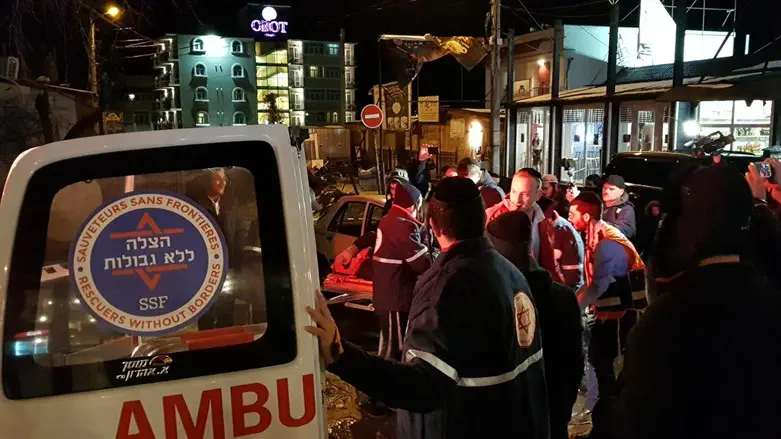 Volunteers help evacuate civilians from Uman