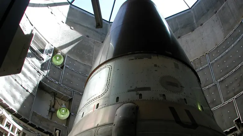 Баллистическая ракета