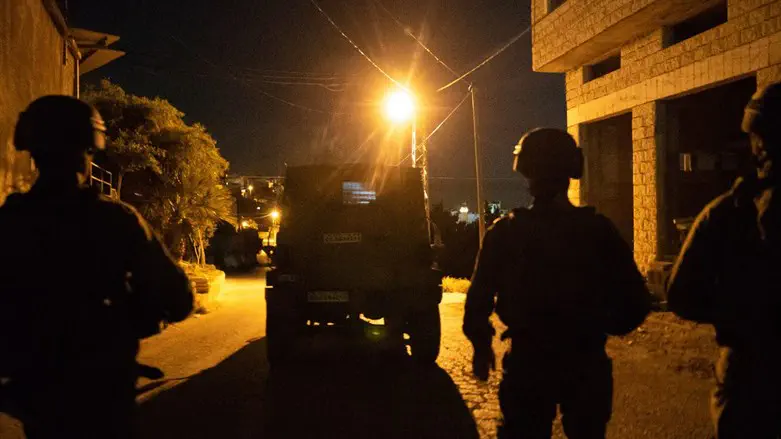 פעילות למעצר מחבלים. ארכיון