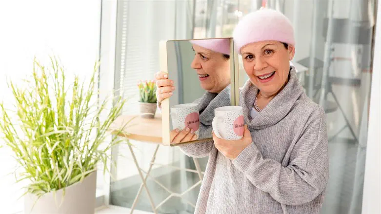 שרה אברמוביץ'